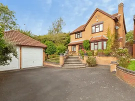 Larkspur Close, Hamilton, Leicester photo