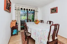 Larkspur Close, Hamilton, Leicester