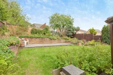 Larkspur Close, Hamilton, Leicester
