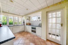 Warren Hill, Epsom, KT18 photo 2