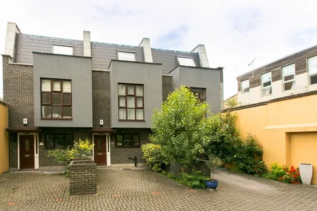 Larkhall Lane Clapham SW4