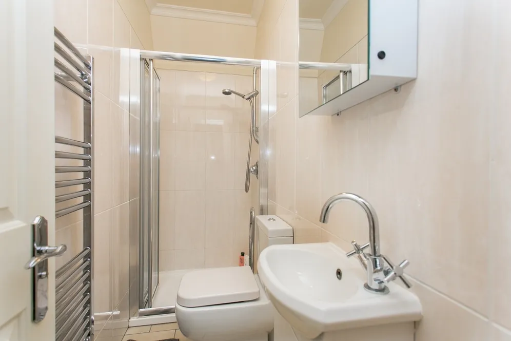 Larkhall Lane Clapham SW4 photo 7