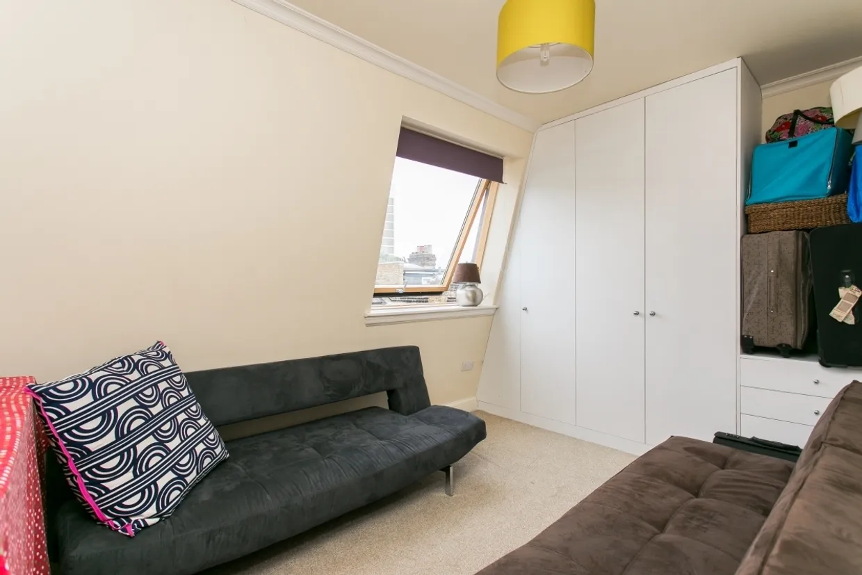 Larkhall Lane Clapham SW4 photo 8