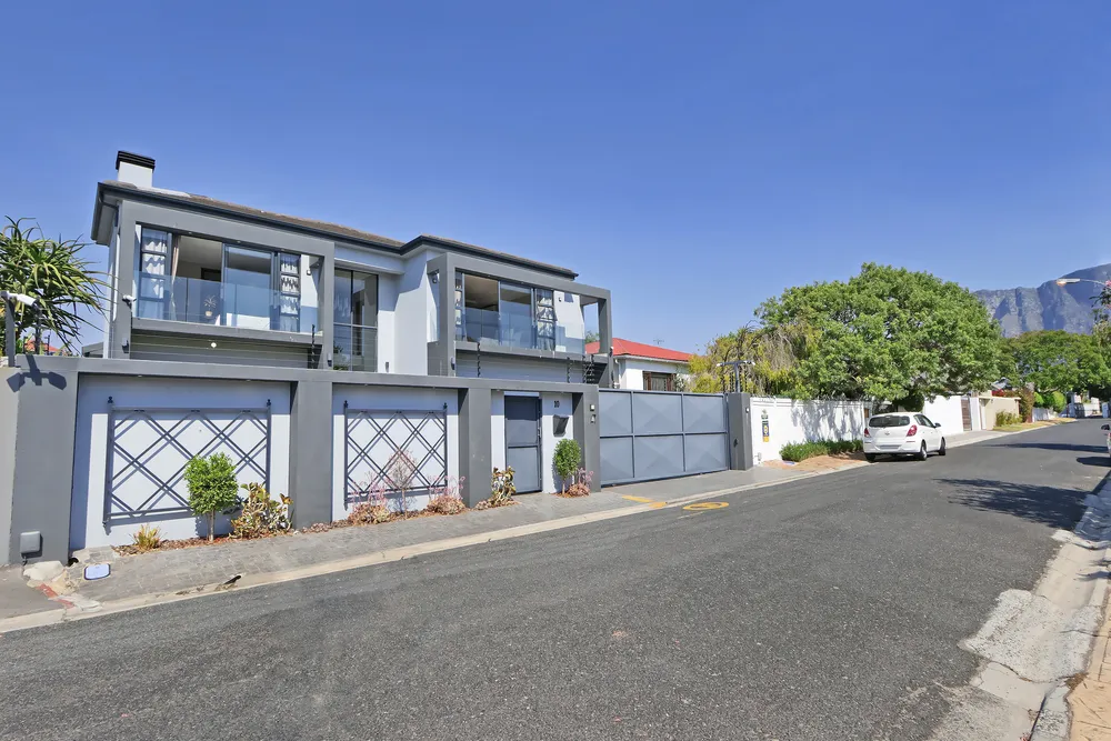 South Africa, Western Cape, Claremont, Jefferson Road, 10