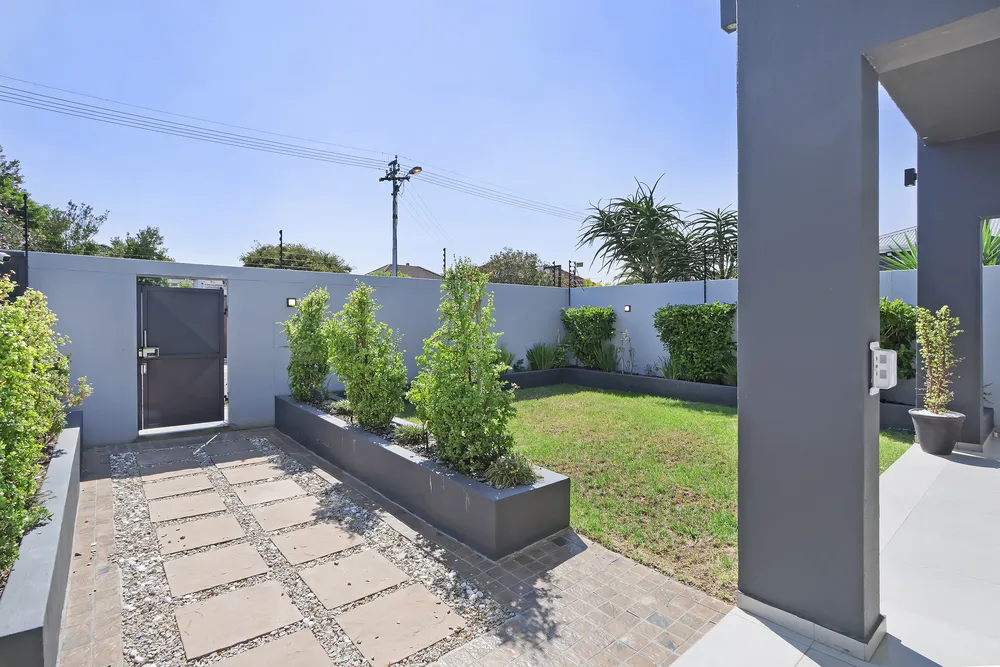 South Africa, Western Cape, Claremont, Jefferson Road, 10