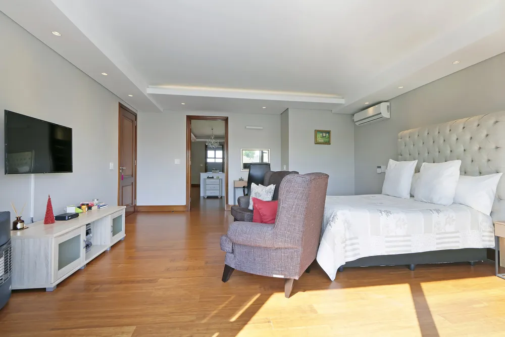 South Africa, Western Cape, Claremont, Jefferson Road, 10
