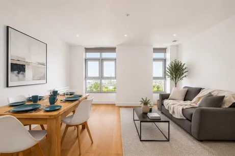 Barking Road, London, E16