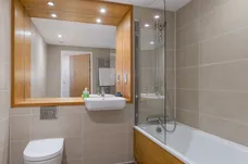 Barking Road, London, E16 photo 6
