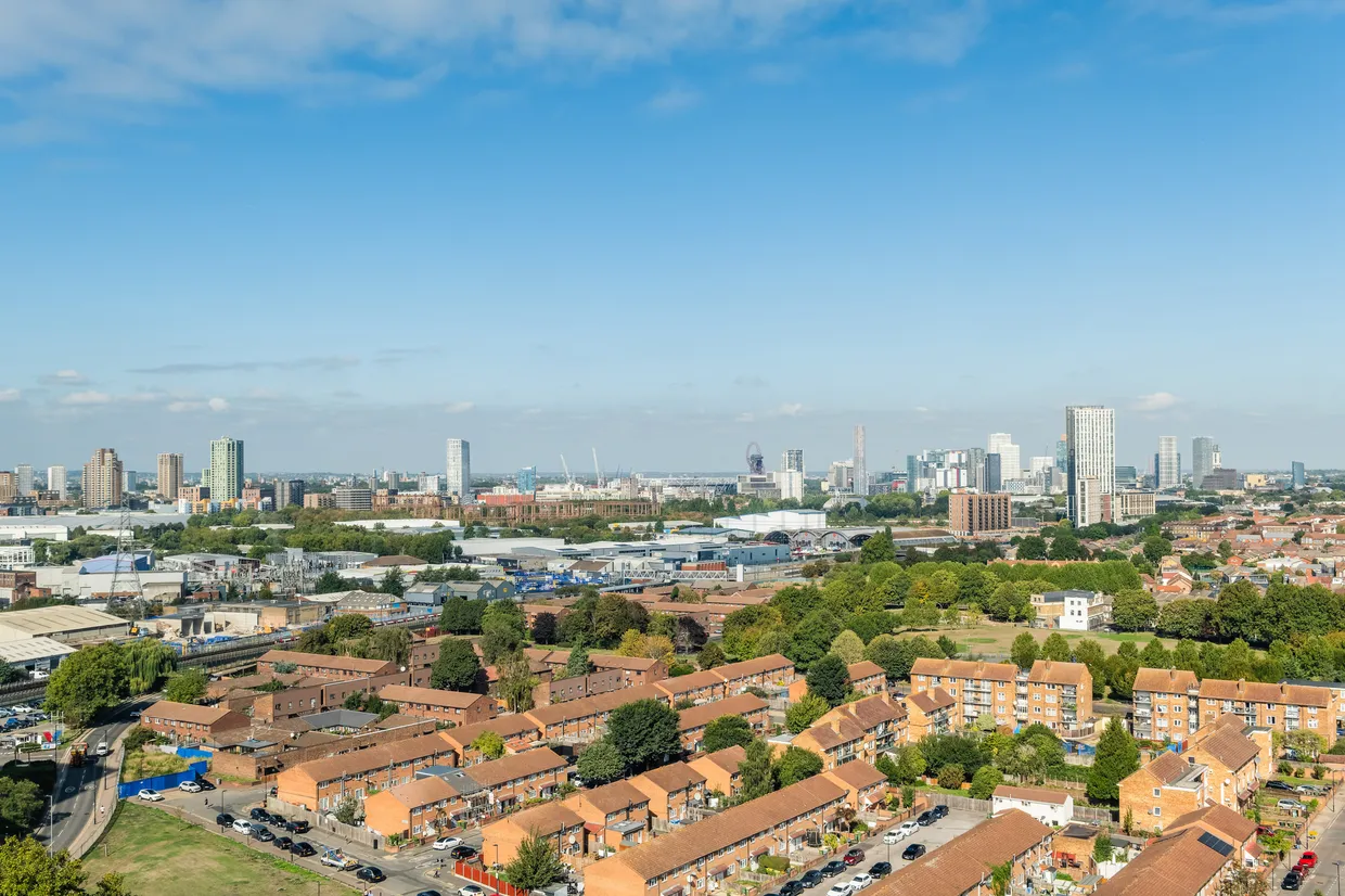 Barking Road, London, E16 photo 8