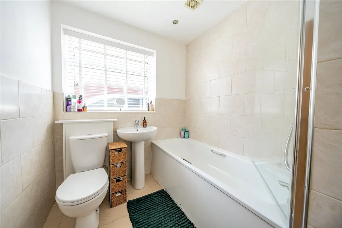 Barfield Crescent, Leeds, LS17