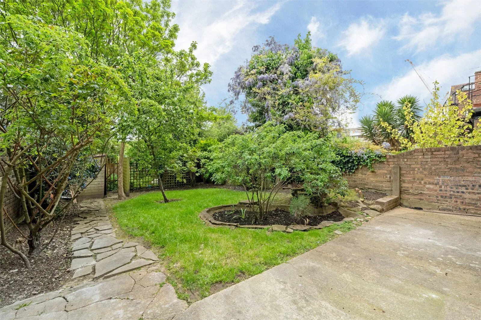 St. Cuthberts Road, Kilburn, London, NW2