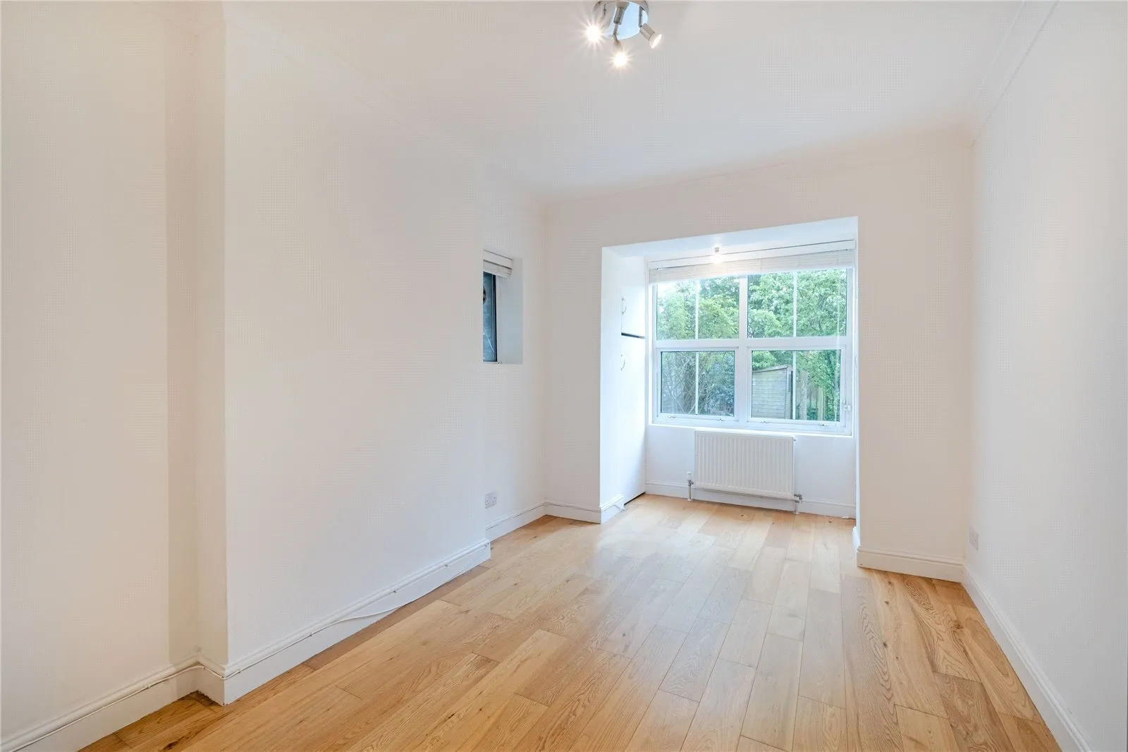 St. Cuthberts Road, Kilburn, London, NW2