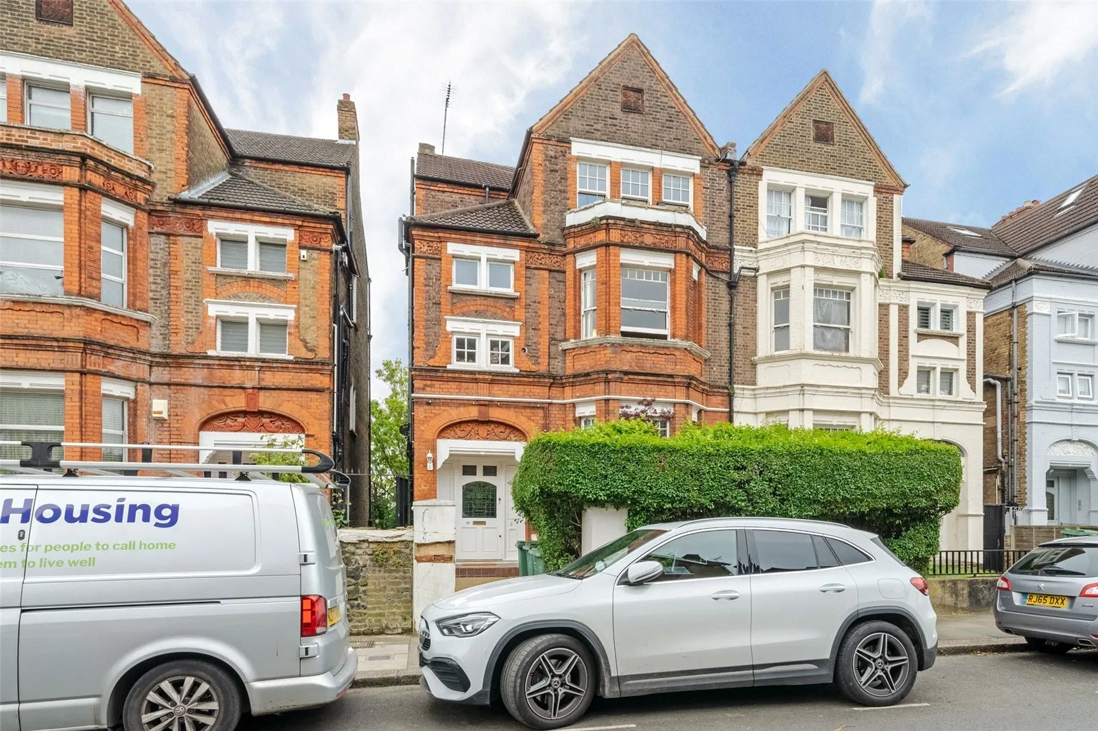 St. Cuthberts Road, Kilburn, London, NW2