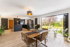 Chestnut Close, Salisbury, SP1 photo 5