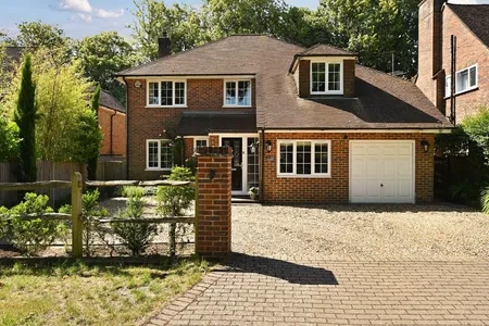 Oak Bank, Lindfield, RH16