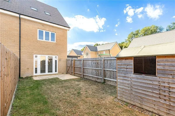 Thompson Place, Alwalton, PE7 photo 11