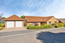 Fox Meadows, Crewkerne