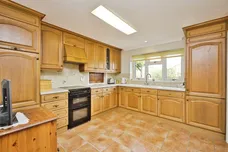Fox Meadows, Crewkerne