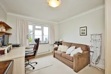 Fox Meadows, Crewkerne