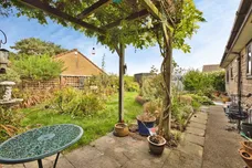 Fox Meadows, Crewkerne