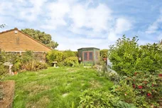Fox Meadows, Crewkerne