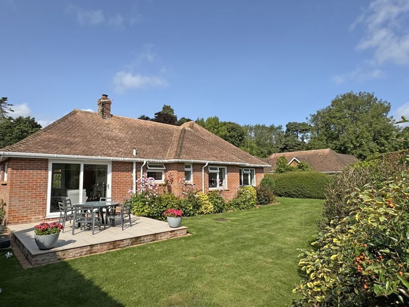 Manor Close, Sidmouth Image 19