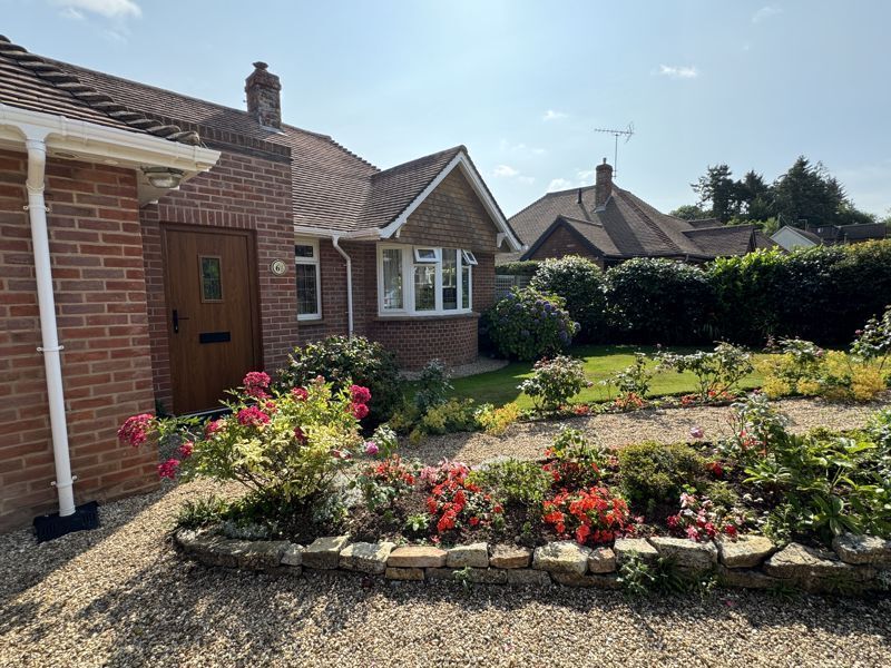 Manor Close, Sidmouth Image 21