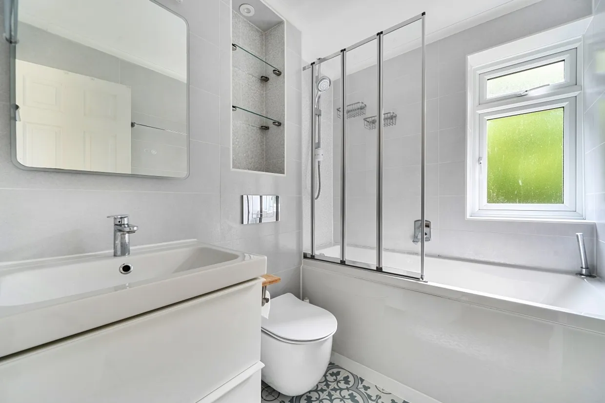 Broad Oak Close Tunbridge Wells TN2 photo 8