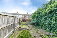 Hawthorn Bank, SPALDING