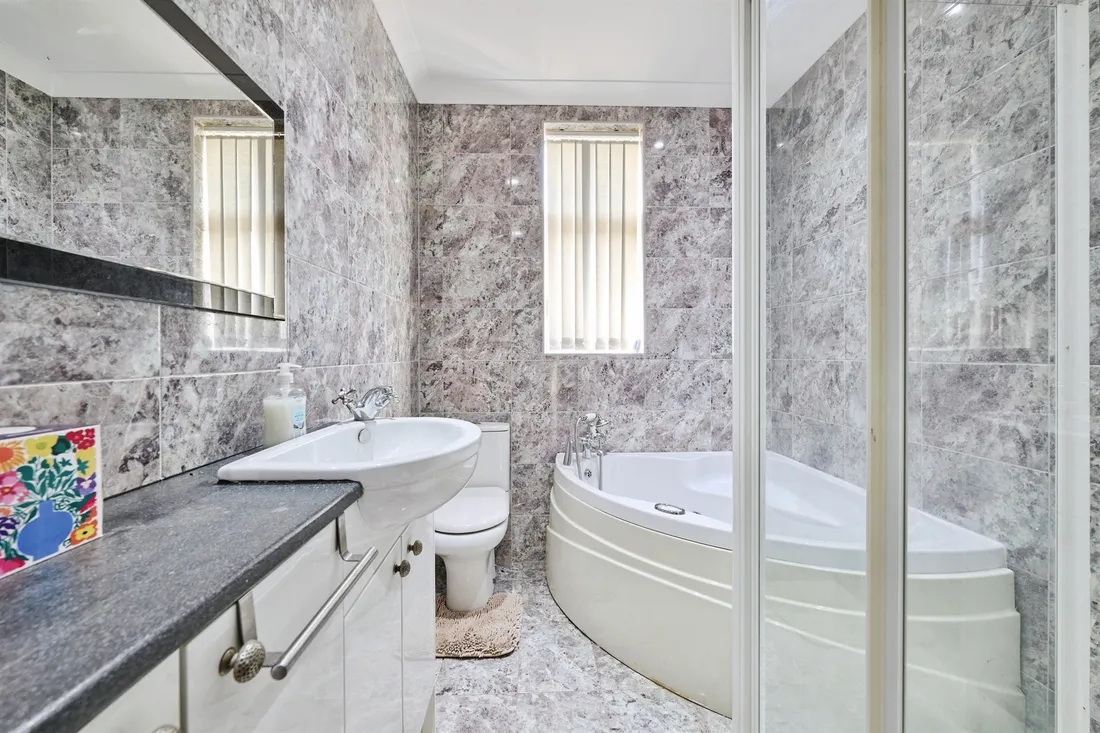 Property photo 22