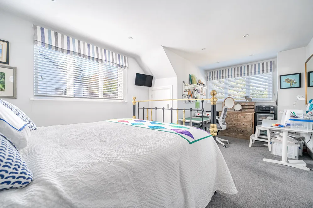 Boulters Lane, Maidenhead, SL6 photo 8