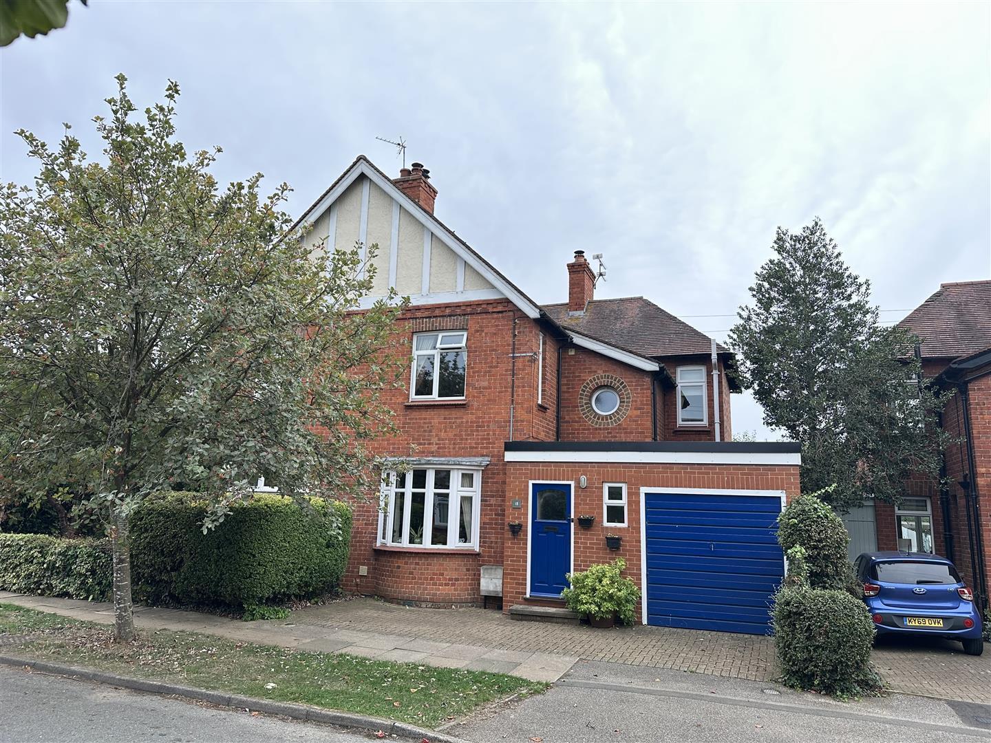 Blenheim Avenue, Stony Stratford, Milton Keynes Image 1