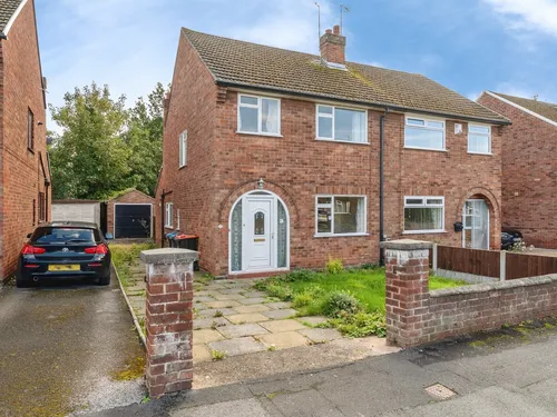 Chatsworth Drive, Chesterphoto