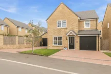 Fieldway Rise, Netherton, Huddersfield