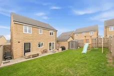 Fieldway Rise, Netherton, Huddersfield