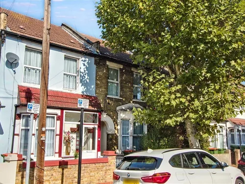 Derby Road, Londonphoto