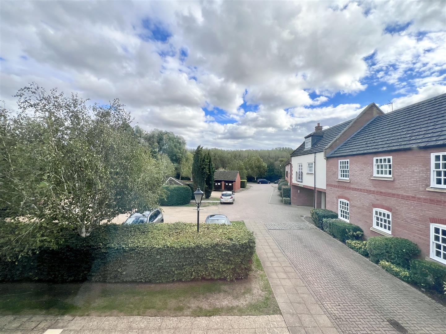 Reffield Close, Towcester Image 5