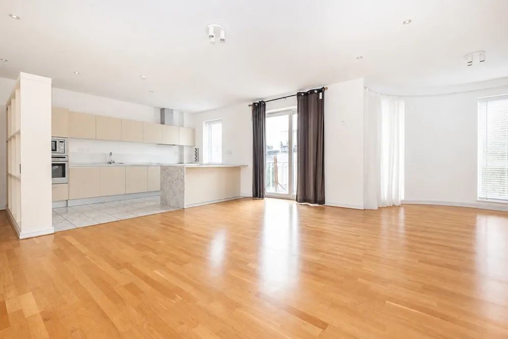 Melliss Avenue, Richmond, TW9 photo 2