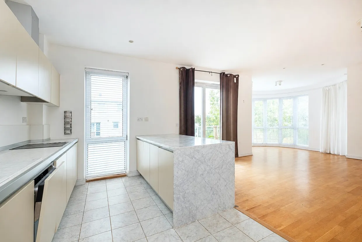 Melliss Avenue, Richmond, TW9 photo 3