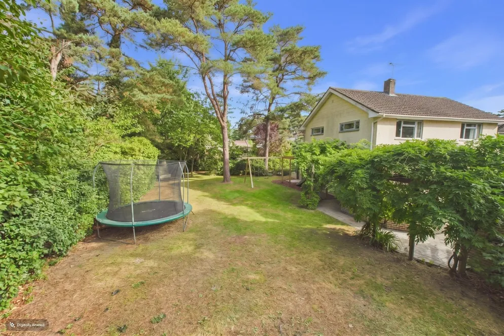 Property carousel item 36