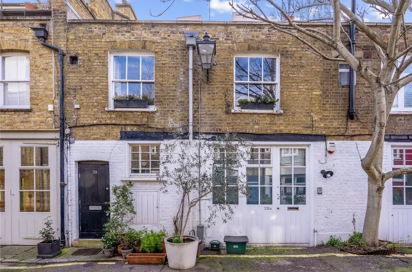 Doughty Mews, WC1N