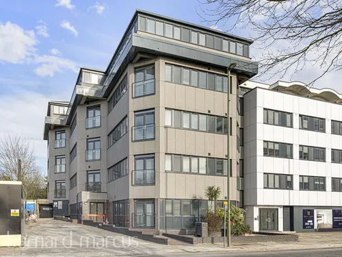 1394-1400 High road, Londonphoto