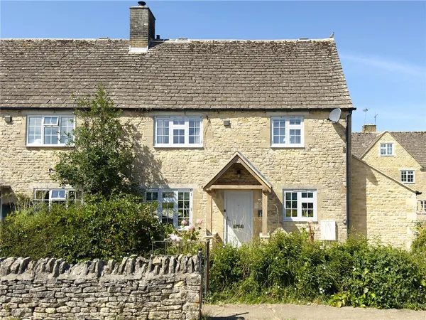 Kencot, Lechlade, Oxfordshire, GL7
