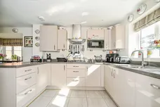 Queens Close, Watchfield, SWINDON