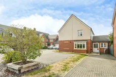 Queens Close, Watchfield, SWINDON