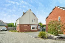 Queens Close, Watchfield, SWINDON