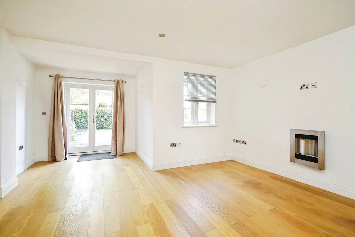 Burford Hill Mews, Burford, Oxfordshire, OX18