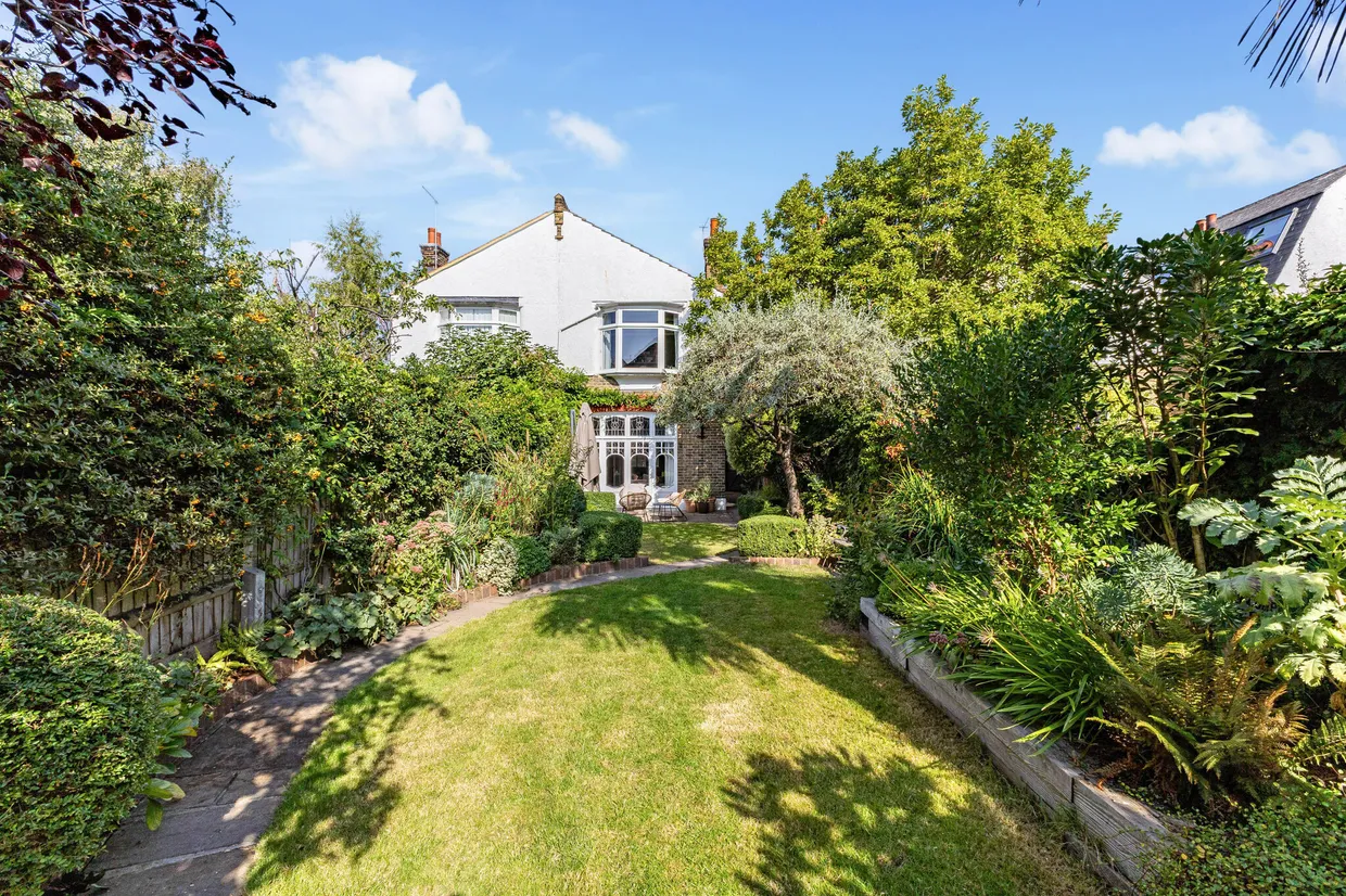 Woodwarde Road, London, SE22 photo 24