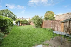 Princes Avenue, Watford