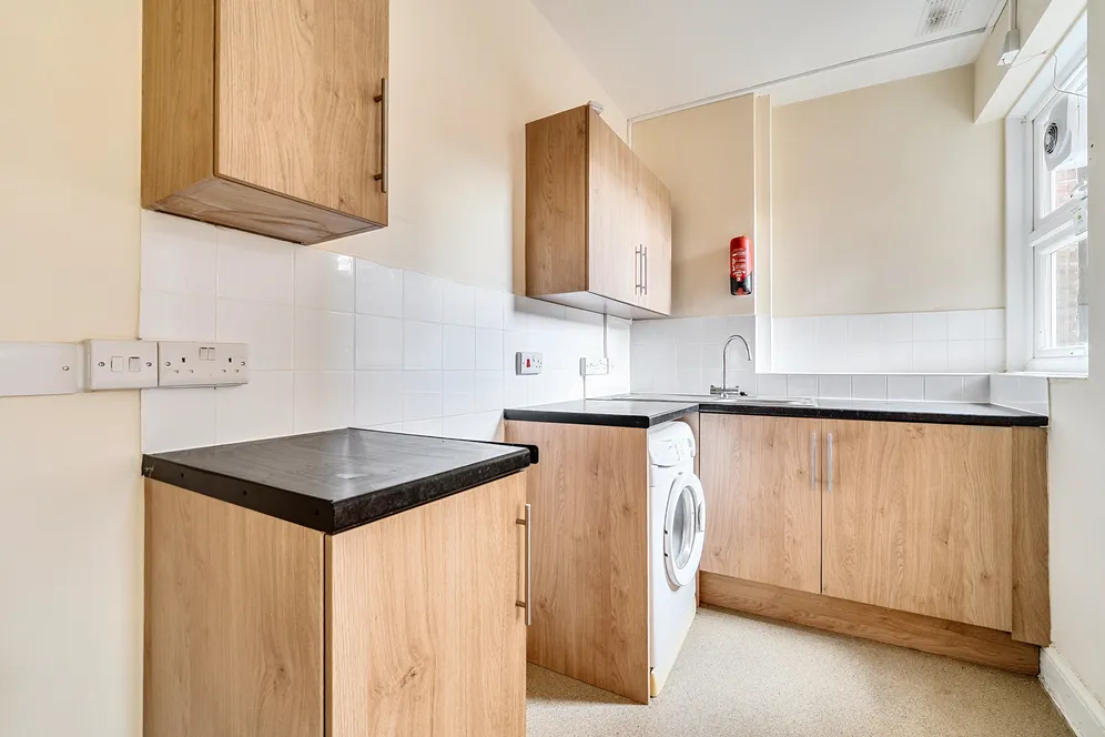 Rathcoole Gardens, London, N8 photo 10